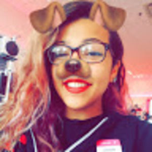 Meet your Posher, Daisha